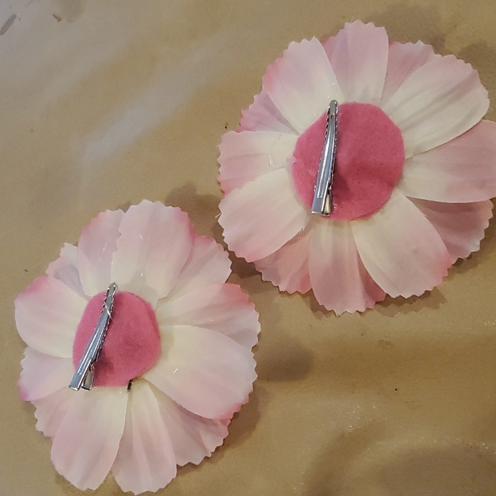 Pink Hair Flower Set - Picture 2 of 3
